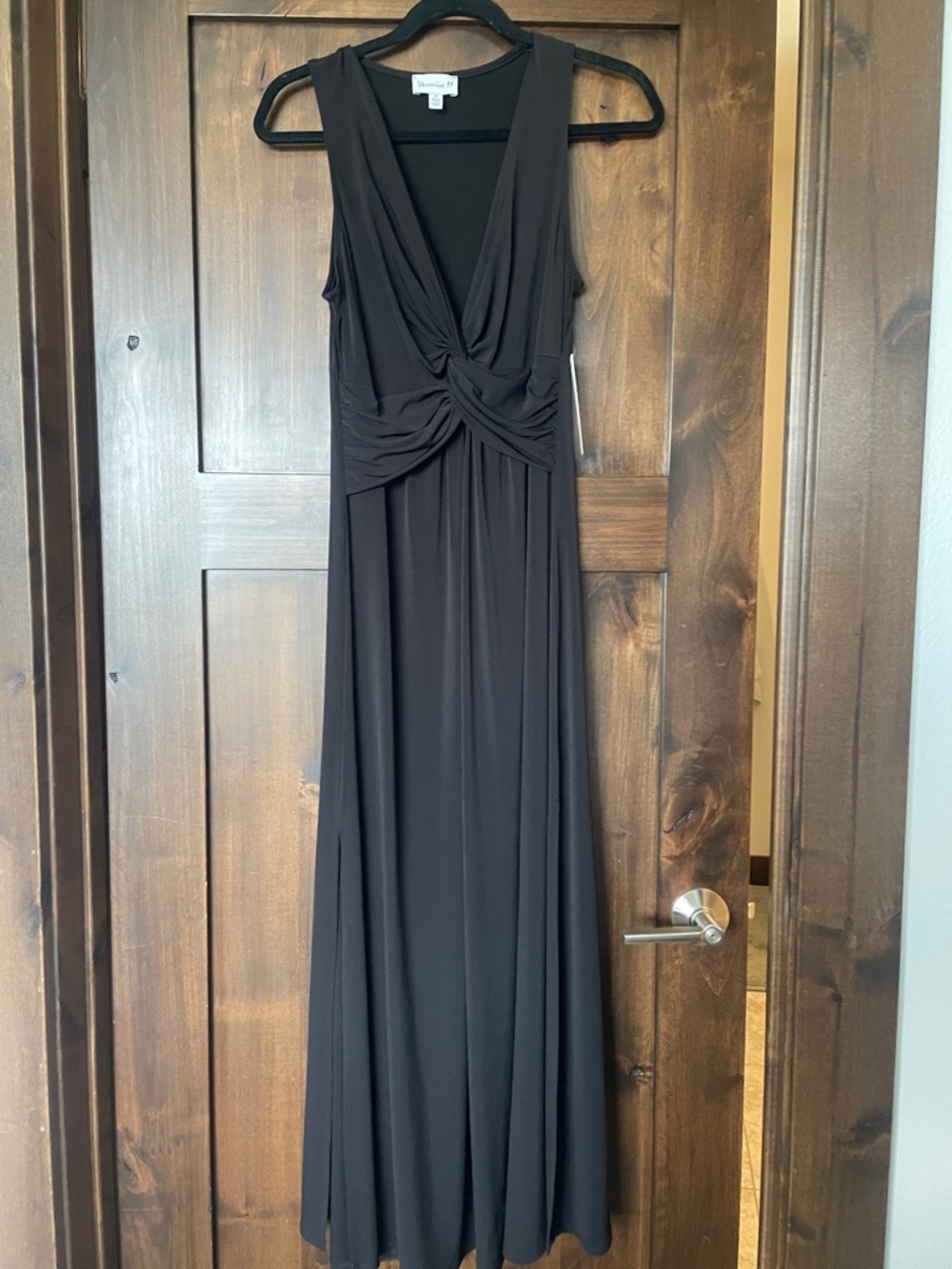 Veronica M size medium black dress